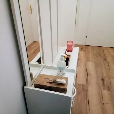 Confortable + شقة سيري