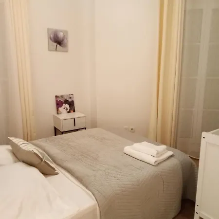 Confortable + شقة سيري