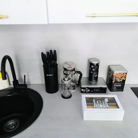 Confortable + Serris